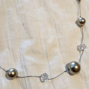 Long fashionable necklace
